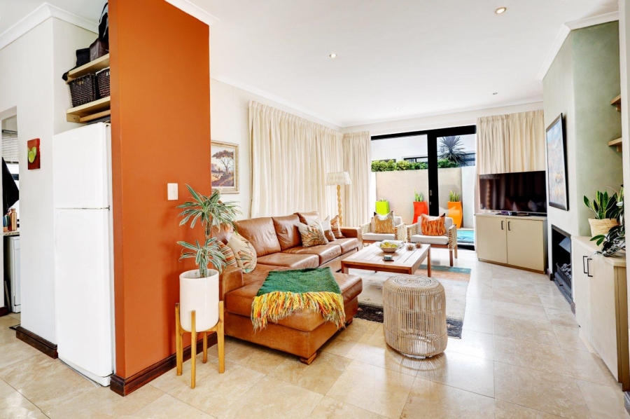 3 Bedroom Property for Sale in Plattekloof Western Cape